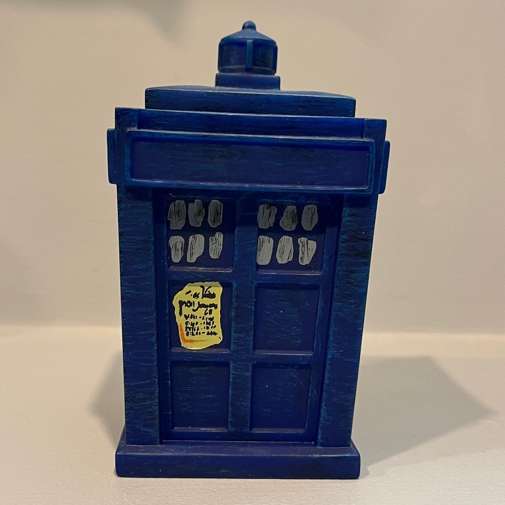 Doctor Who Pandorica Opens Tardis Limited Edition 4.5” Titan Figure